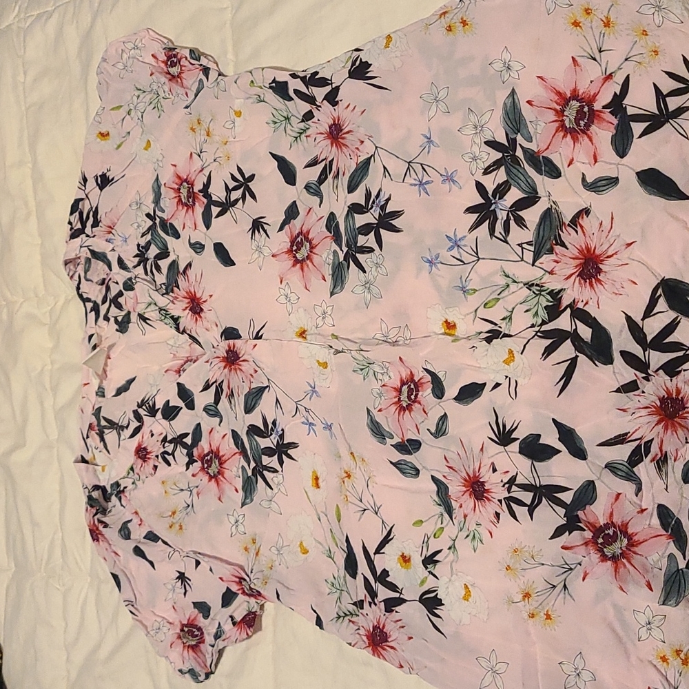 H&M Maternity top